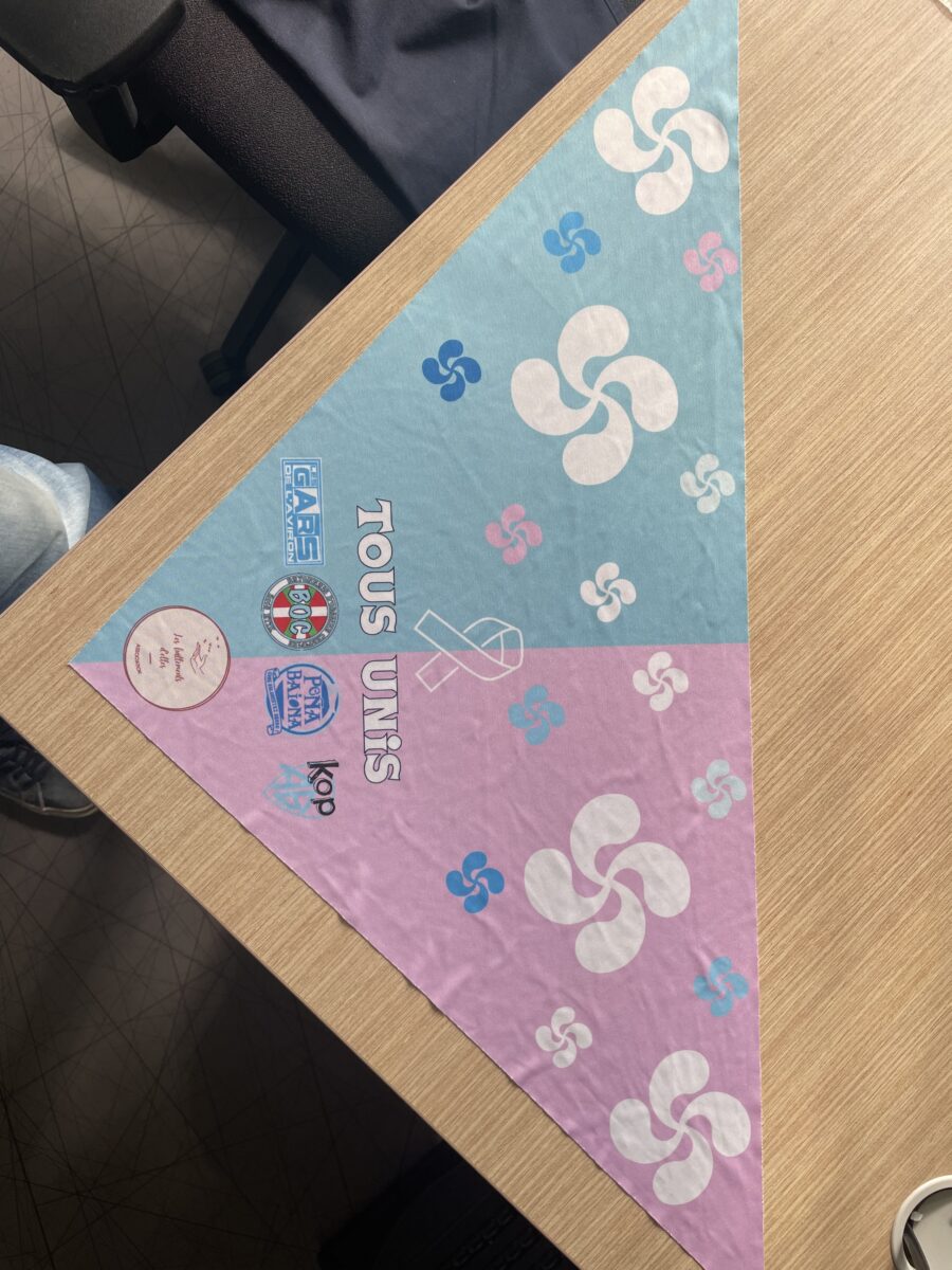 Foulard Octobre rose