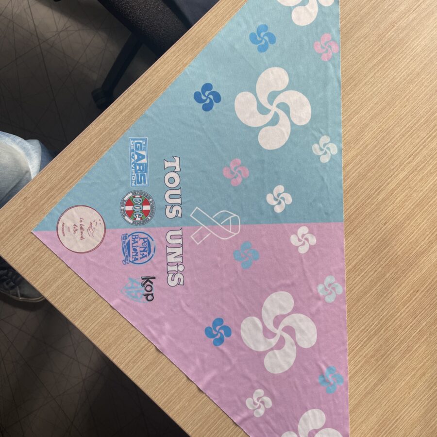 Foulard Octobre rose